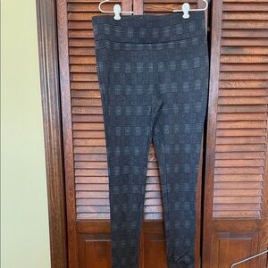 Tahari Patterned Pants